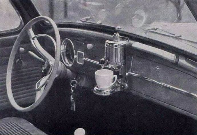10. Кофеварка в авто — дополнительная опция в Volkswagen, 1959 год