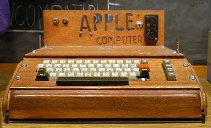 22. Первый Apple Computer, проданный в 1976 году за $666,66