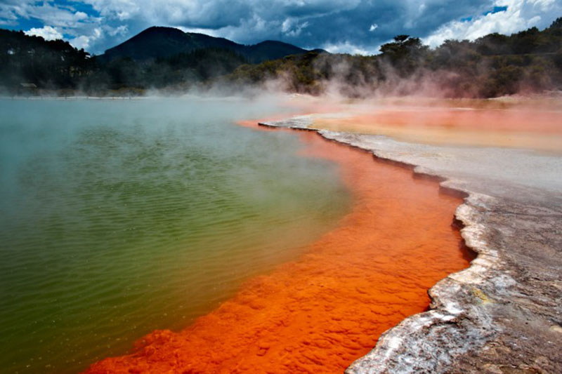 Геотермальный парк Вай-О-Тапу ( Новая Зеландия)