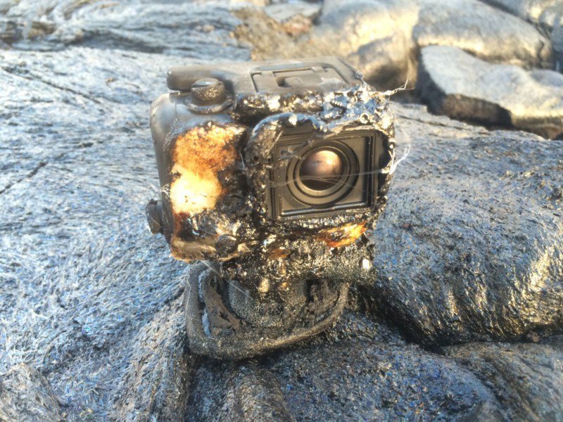 Как выглядит камера после купания в лаве