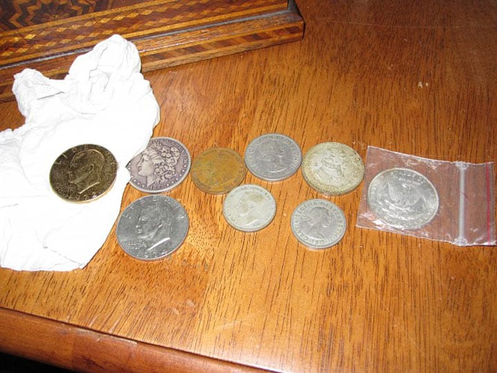 Некоторым монетам было больше века!