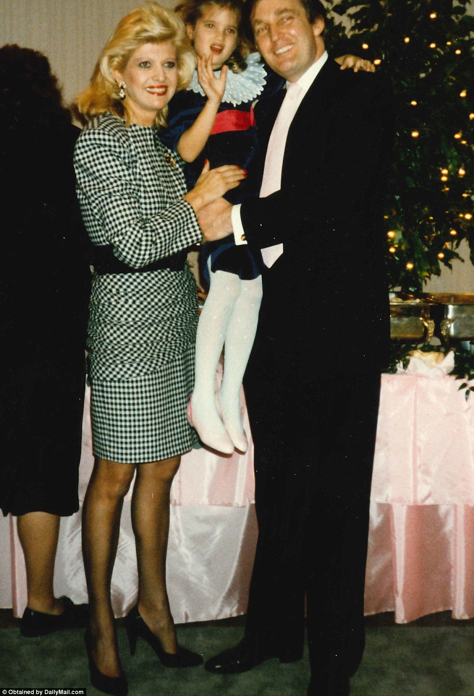 Ивана и Дональд Трамп с дочерью Иванкой.