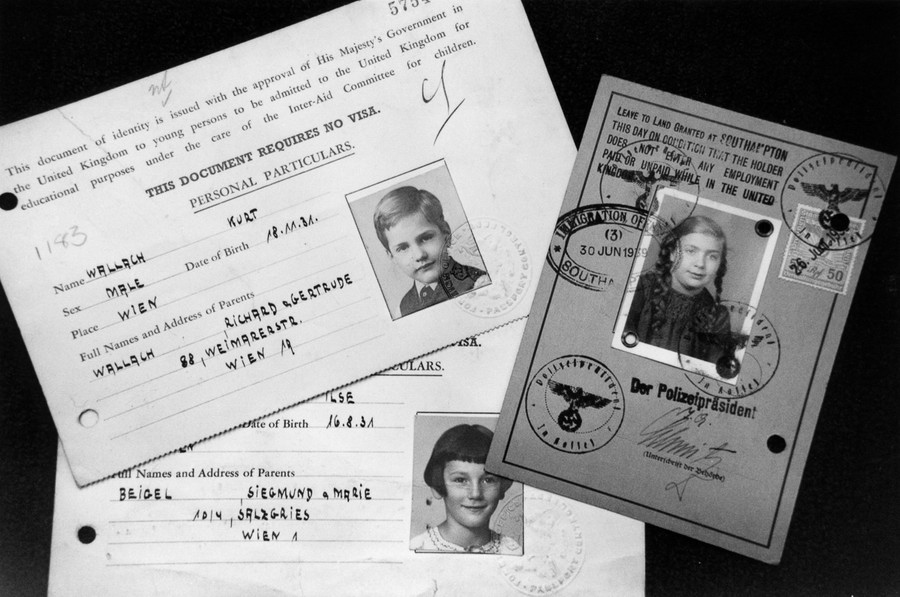 1939 год. Временные документы для беженцев «Киндертранспорта».
