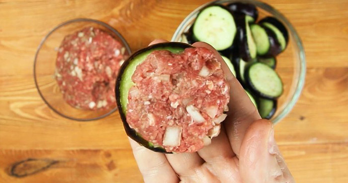баклажаны с мясом