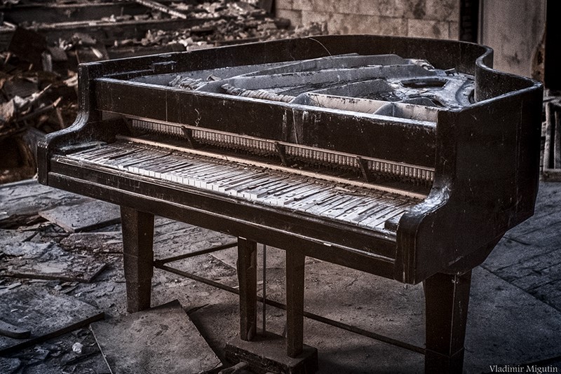 Рояль в концертном холле Припяти