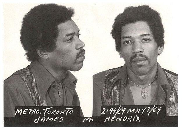 Джими Хендрикс (Jimi Hendrix) – 1969 (перевозка гашиша и героина)