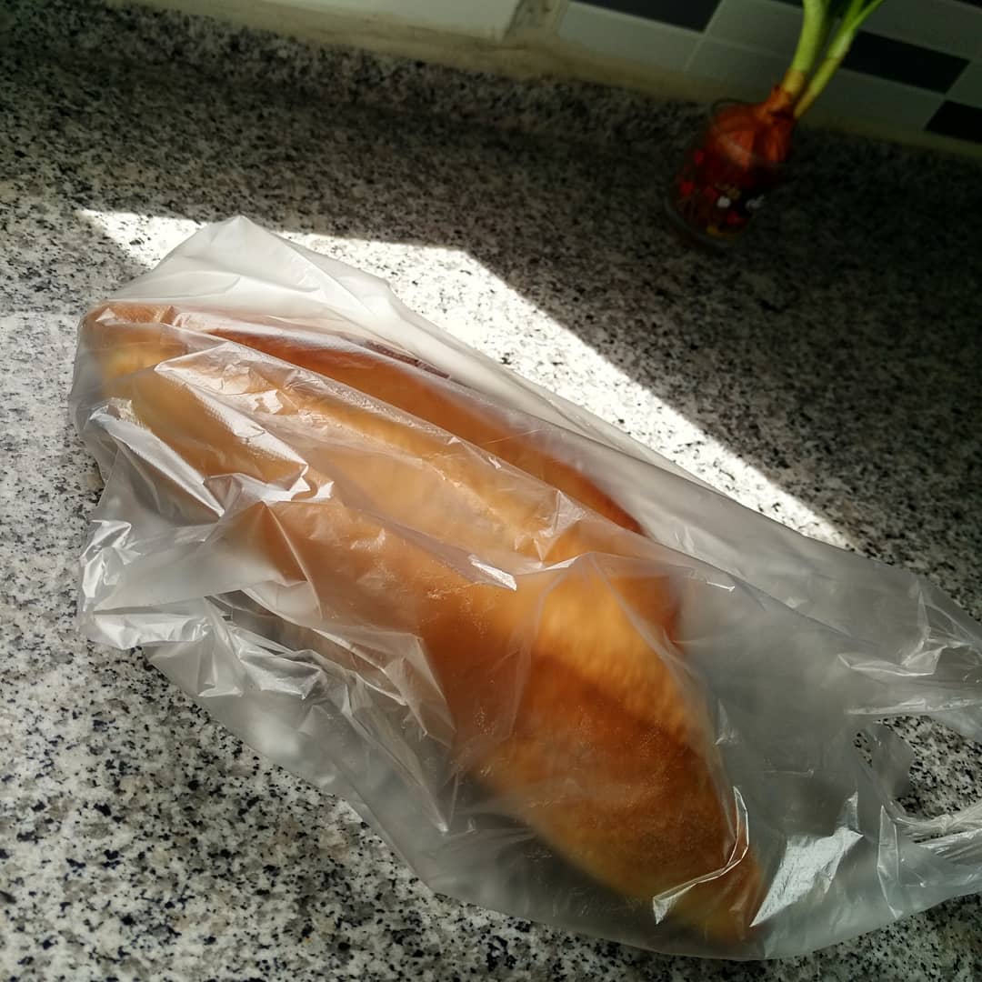 18. «Купила хлеб»