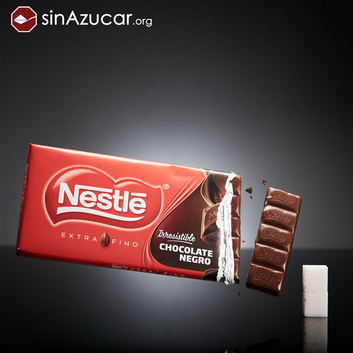 Темный шоколад Nestle.