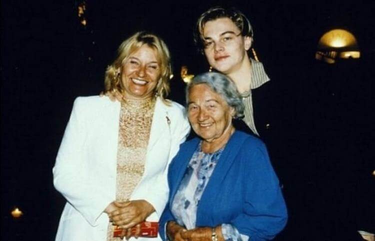 Леонардо ди Каприо с мамой и бабушкой