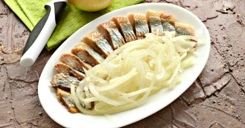 Вкусный лук для селедки
