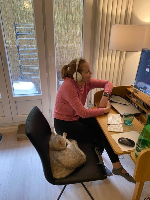 лишились личного пространства